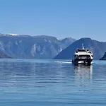 Over The Fjord ライカンゲル