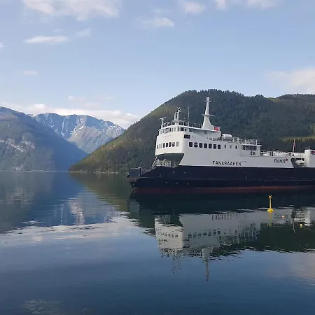 Over The Fjord Apartment *