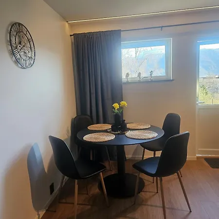 Apartment Over The Fjord Leikanger (Sogn og Fjordane)