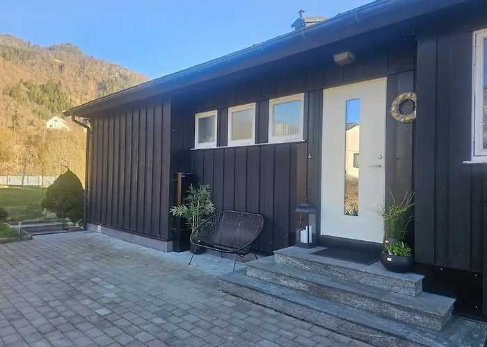 Over The Fjord 公寓 莱康厄尔